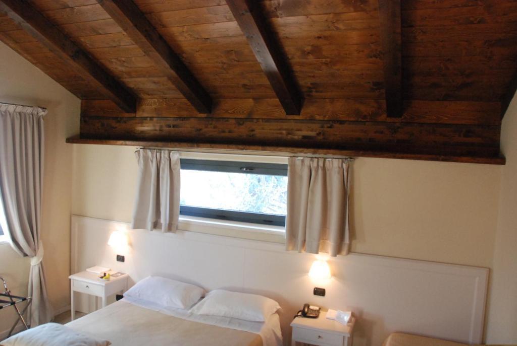 Albergo Della Ceramica Вилланова-Мондови Экстерьер фото