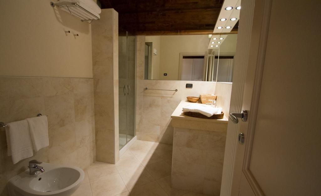 Albergo Della Ceramica Вилланова-Мондови Экстерьер фото